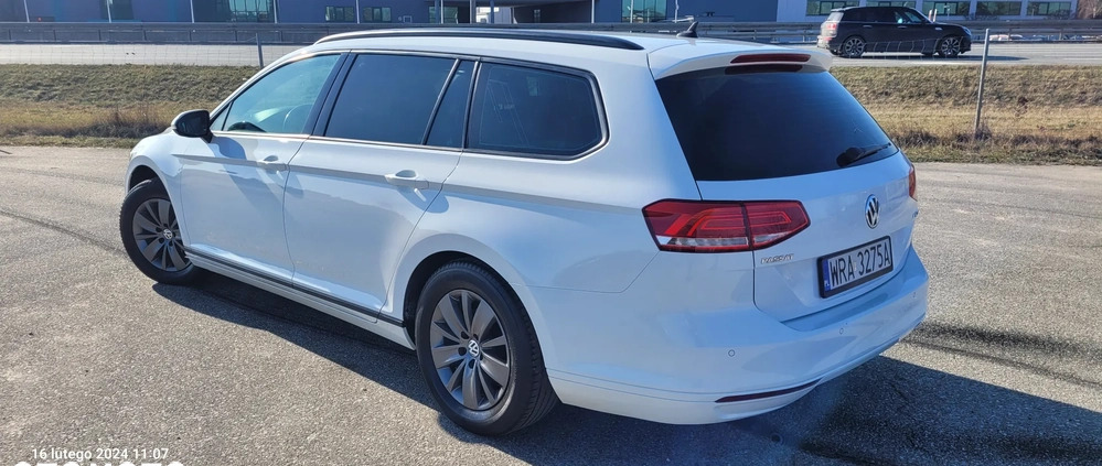 Volkswagen Passat cena 45300 przebieg: 180847, rok produkcji 2016 z Frampol małe 67